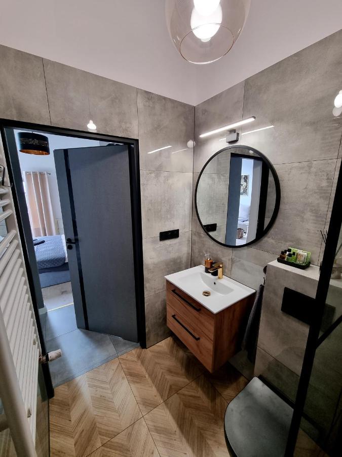 קרקוב Apartament Miodowa Street Parking Free מראה חיצוני תמונה