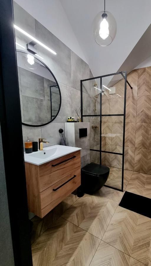 קרקוב Apartament Miodowa Street Parking Free מראה חיצוני תמונה